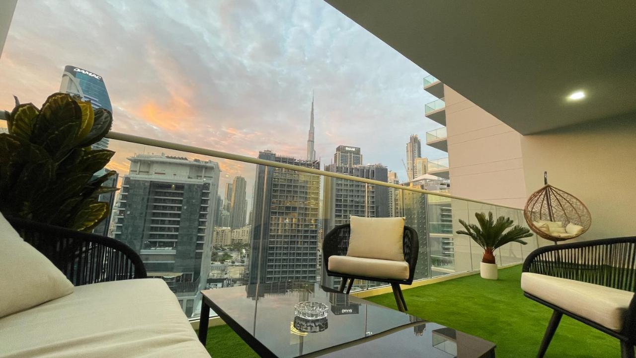 Luxury 2 Bedroom With Burj Khalifa View دبي المظهر الخارجي الصورة