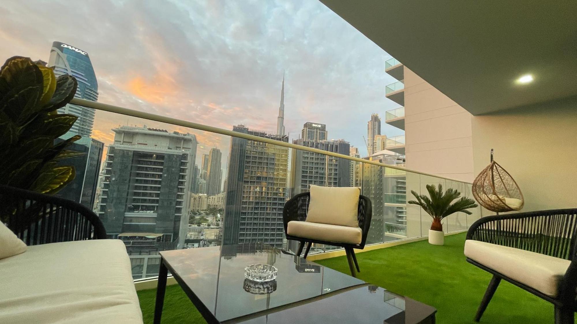 Luxury 2 Bedroom With Burj Khalifa View دبي المظهر الخارجي الصورة